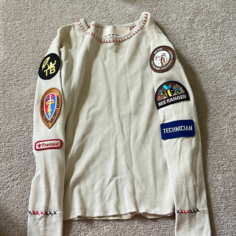 Riley vintage knit long sleeve with patches